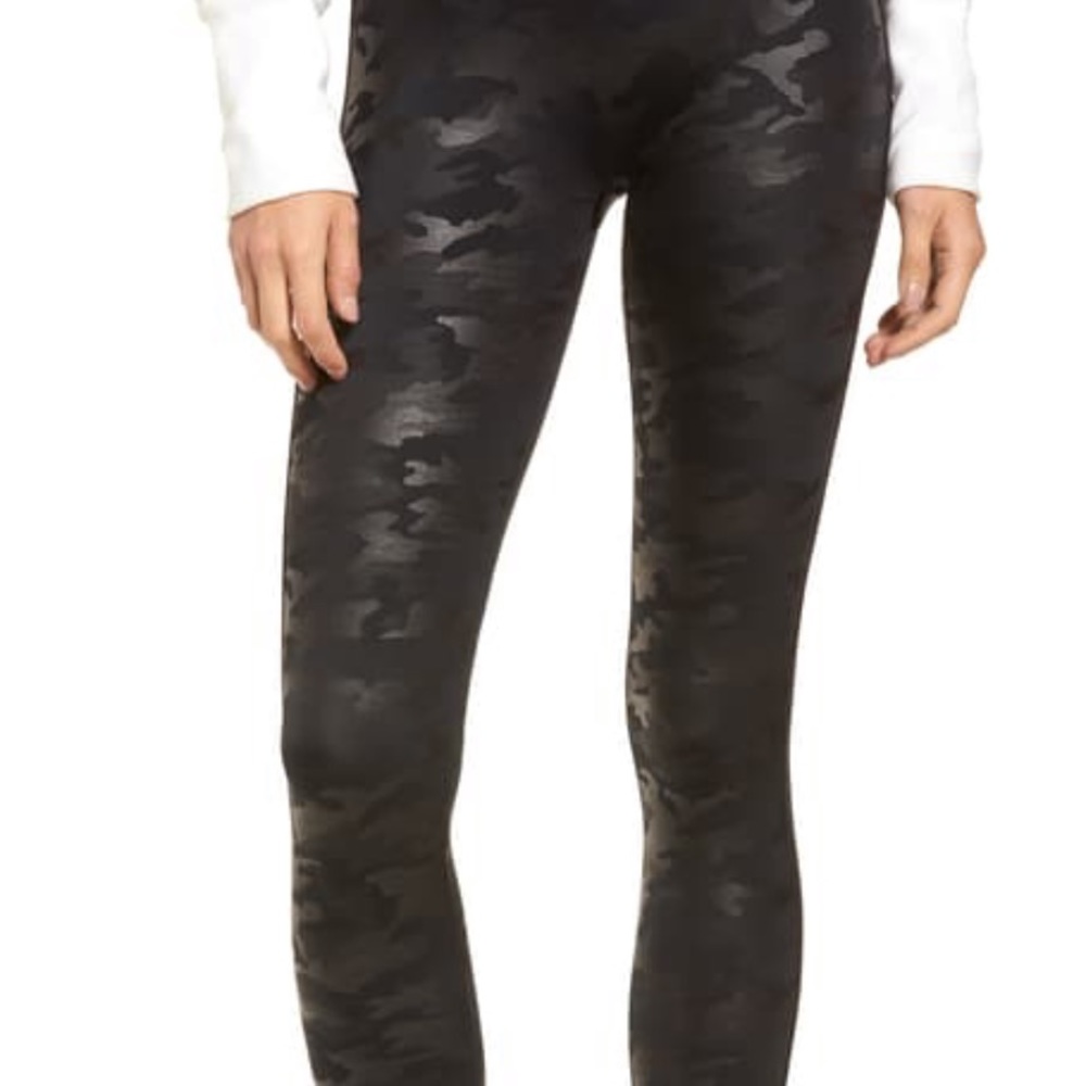 Spanx faux leather camo leggings brand new small